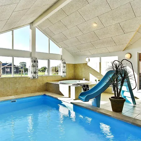 Luxury Pool Retreat In - By Traum Semesterbostad